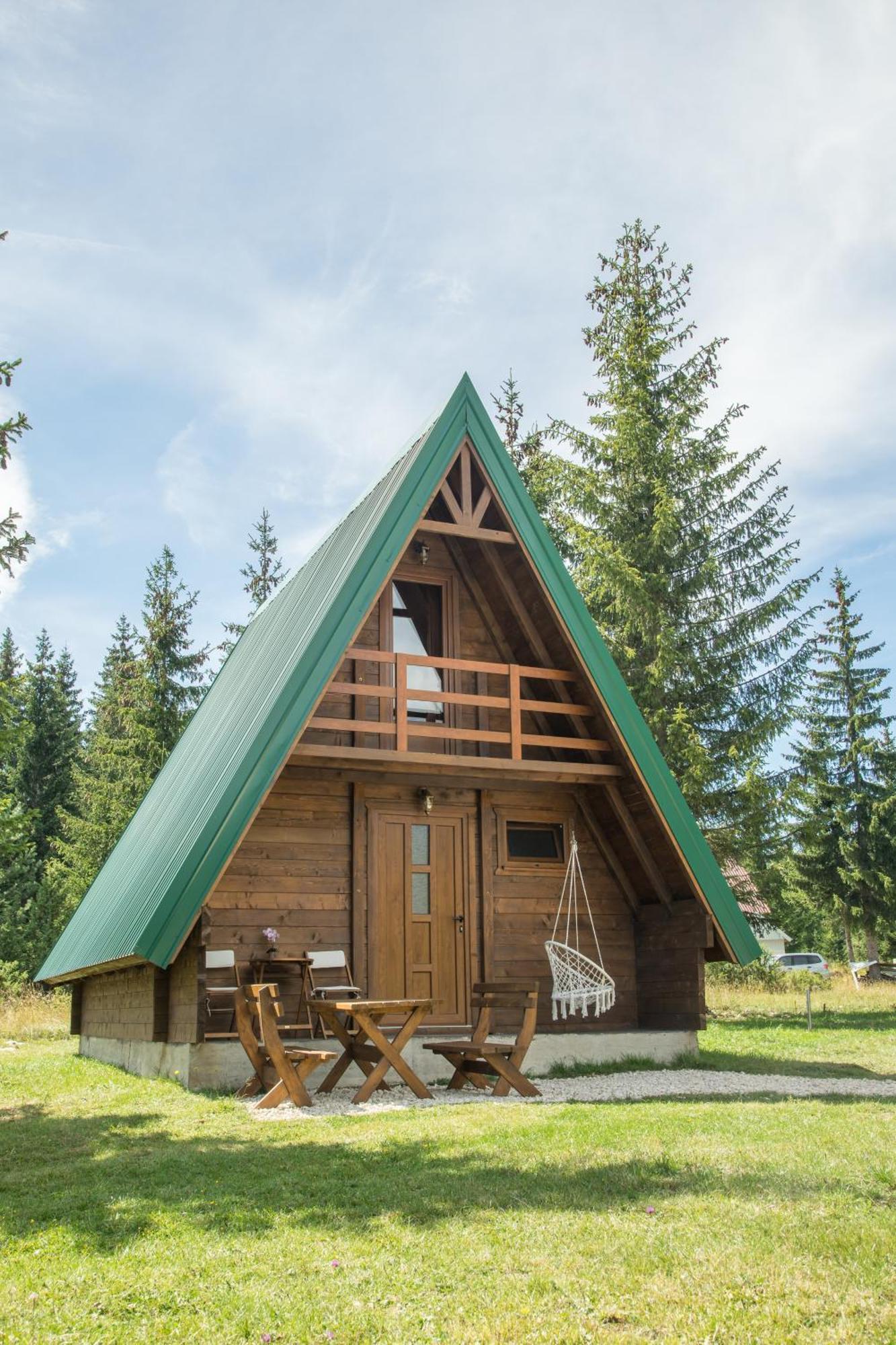 Holiday home Mountain Emilija *
